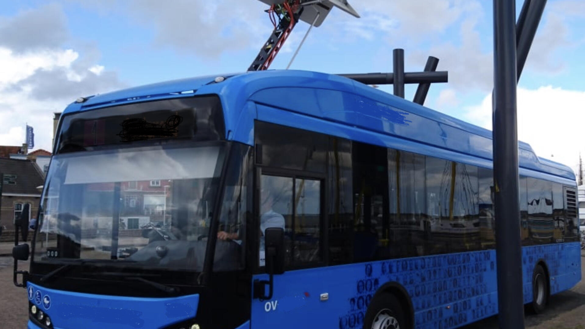 Bus, Openbaar vervoer